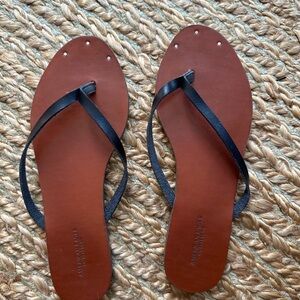 American Eagle Brown Leather Sandals with Black Straps
